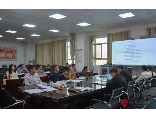 在我国土地使用证不过户行吗